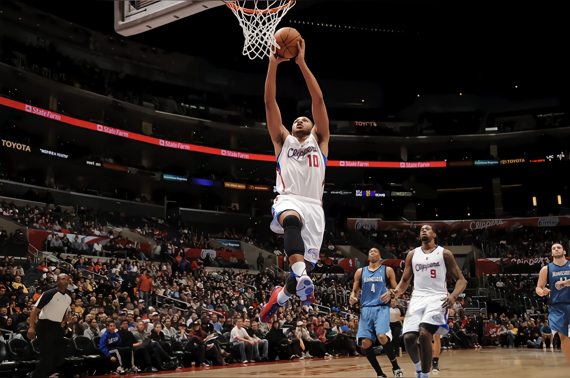 Doinb连续十五场比赛得分超过绝杀，快船挑战极限！的简单介绍