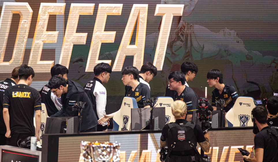 AYX-Karsa在SKT比赛中赛事规则更新，关键助攻引发热议！的简单介绍